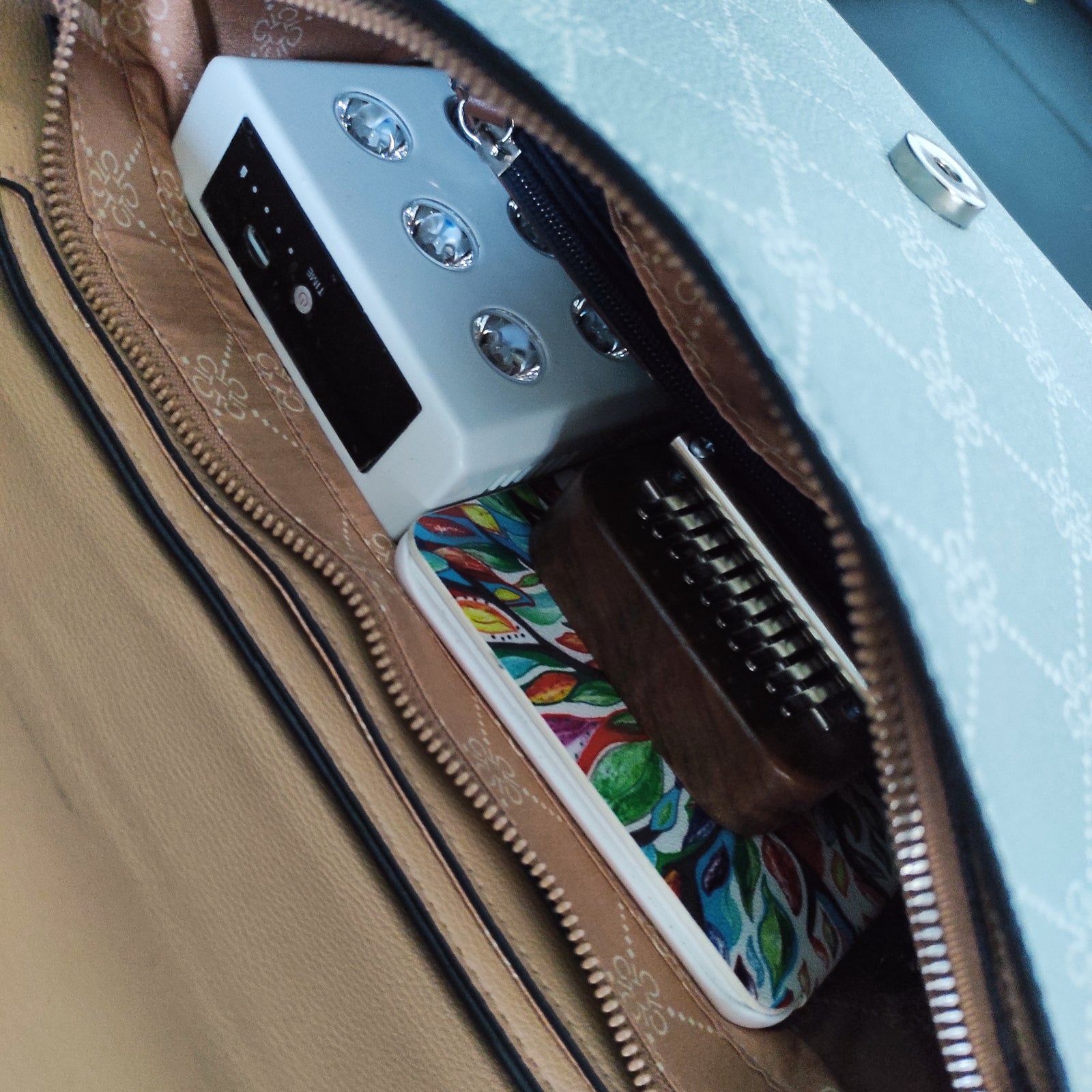 Kleine Geräte ganz groß - Rotlichttherapie für die Handtasche